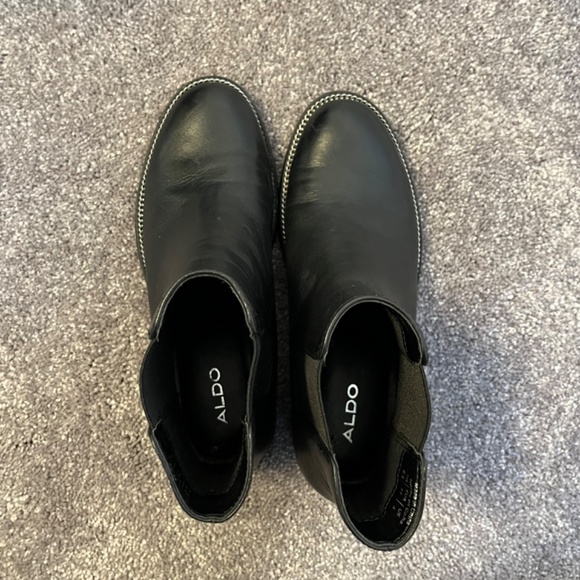 Aldo Chelsea Boots sz 6.5 - Picture 4 of 5